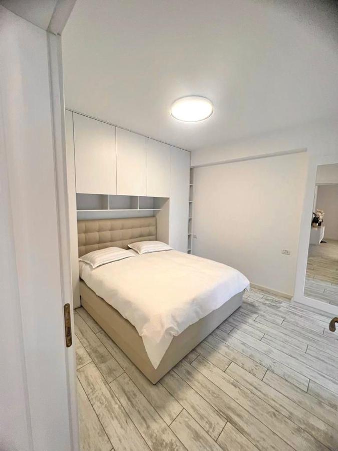 Durres Currila Modern Luxury Stunning Beach Views Exterior foto